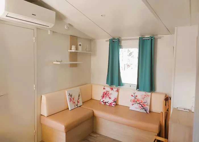 Mobil Denise Et Michel